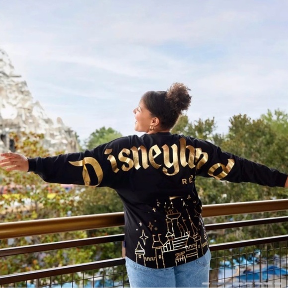 Disney Sweaters - Disneyland Black and Gold Sweatshirt DISNEYLAND 
CASTLE SPIRIT JERSEY SIZE xxl